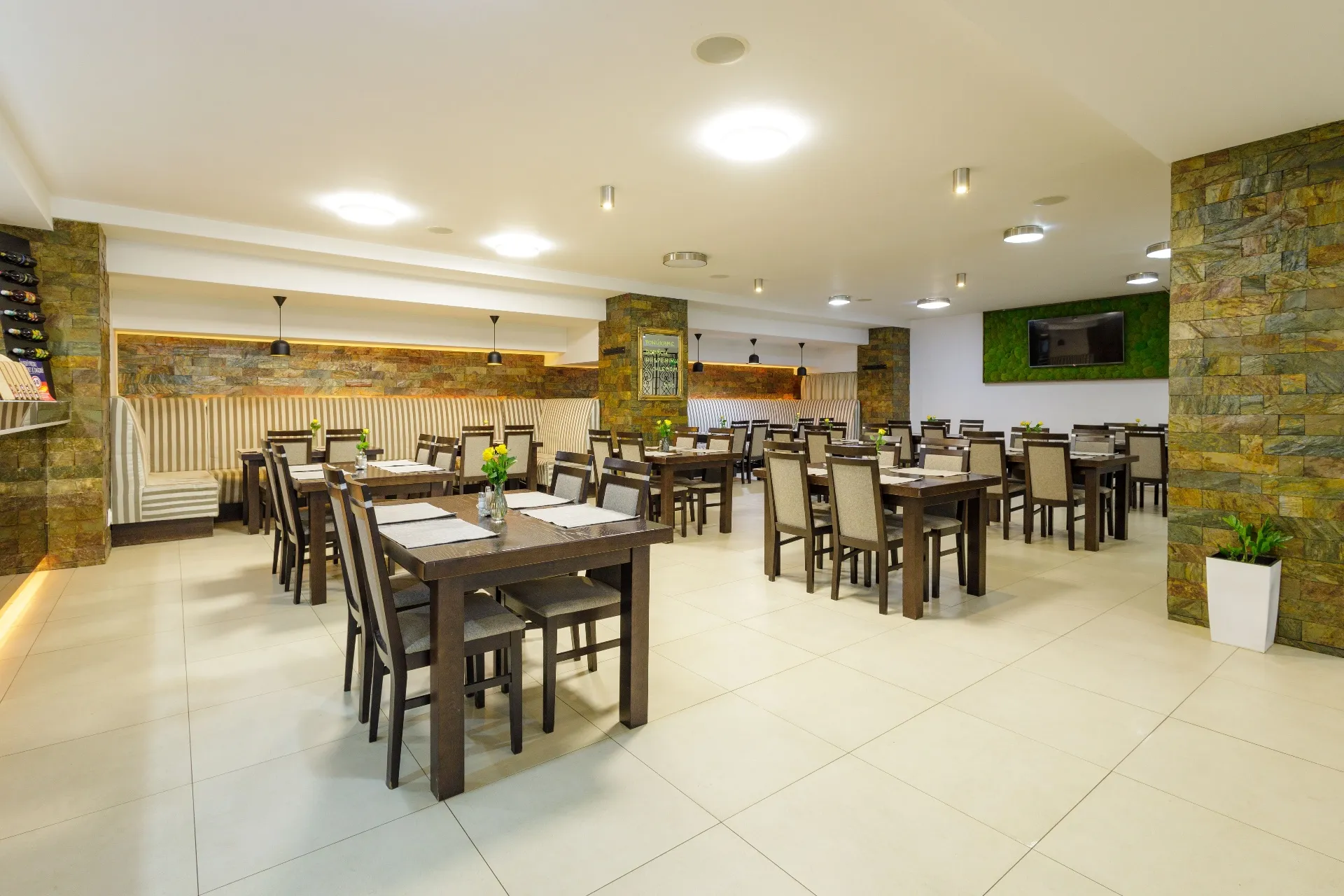 Stadion Restaurant — ukážka obsahu 3